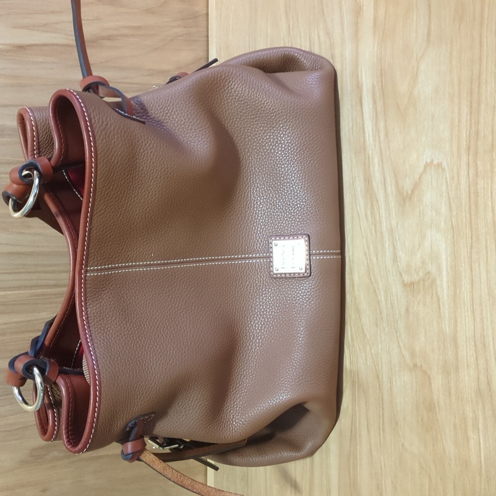 Dooney & Bourke pebble leather Maurizia twist strap hobo